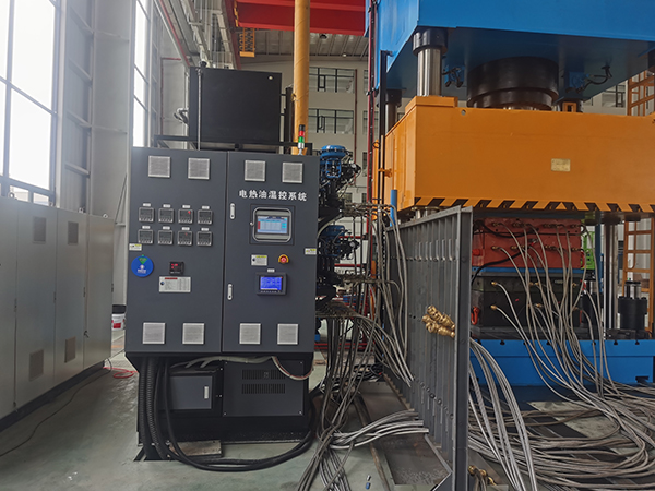 復合材料模壓油溫機