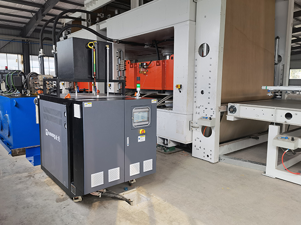 GMT片材成型模溫機 GMT片材成型模溫機