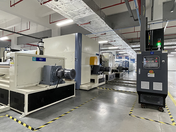 壓延薄膜控溫模溫機 壓延薄膜控溫模溫機