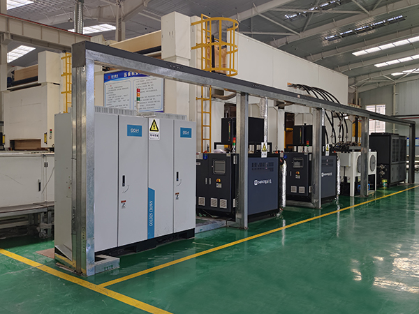 液壓機(jī)模溫機(jī)